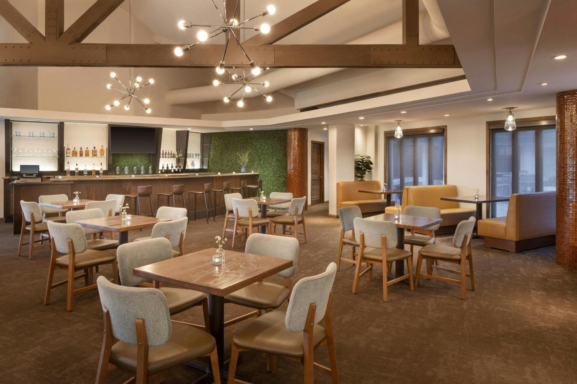 Delta Hotels By Marriott Phoenix Меса Экстерьер фото